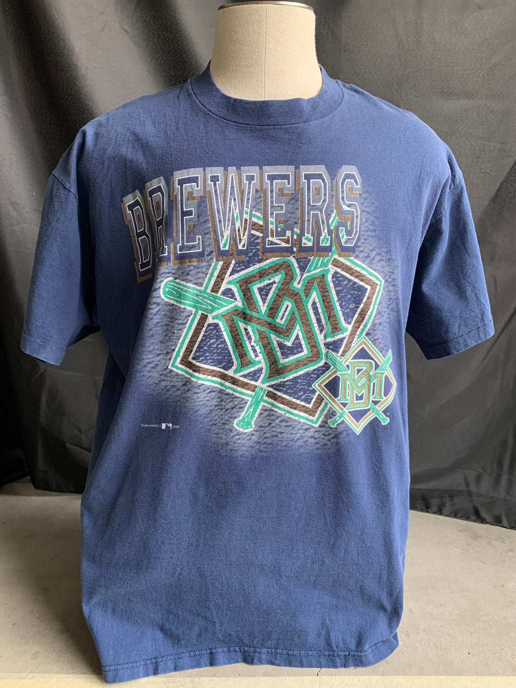Brewers tee size XL!