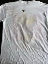 Load image into Gallery viewer, Cleveland Browns Snoopy tee size Large!
