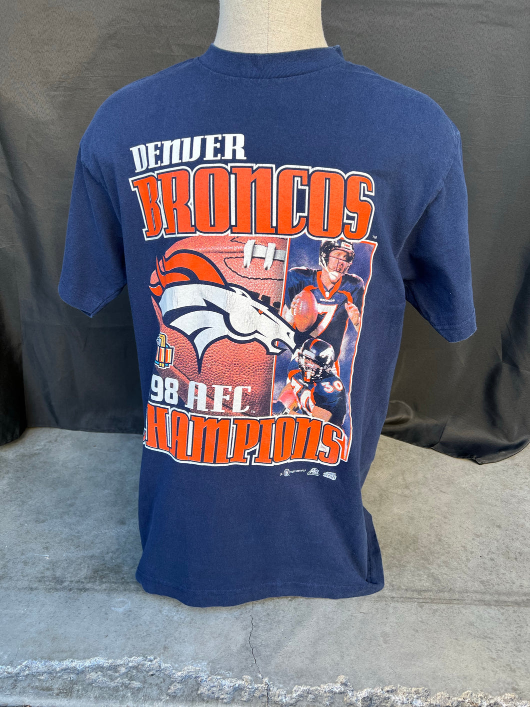 Denver Broncos 1998 AFC Champions tee size XL!
