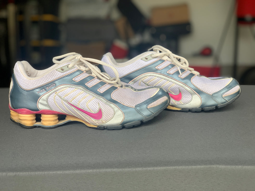 Nike Shox size 11!