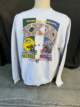 Load image into Gallery viewer, Super Bowl XXXI Green Bay Packers vs. New England Patriots Pullover Sweater size XL!
