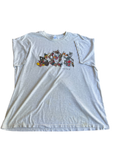 Load image into Gallery viewer, Looney Tunes III tee size XXL!
