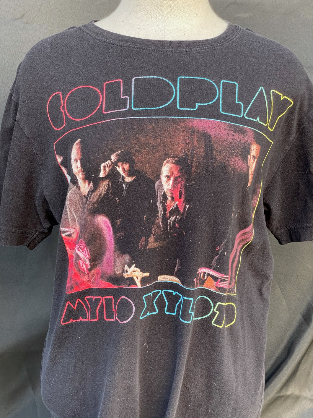 Coldplay Mylo Xyloto tee size Medium!