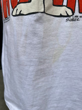 Load image into Gallery viewer, Cleveland Browns Snoopy tee size Large!

