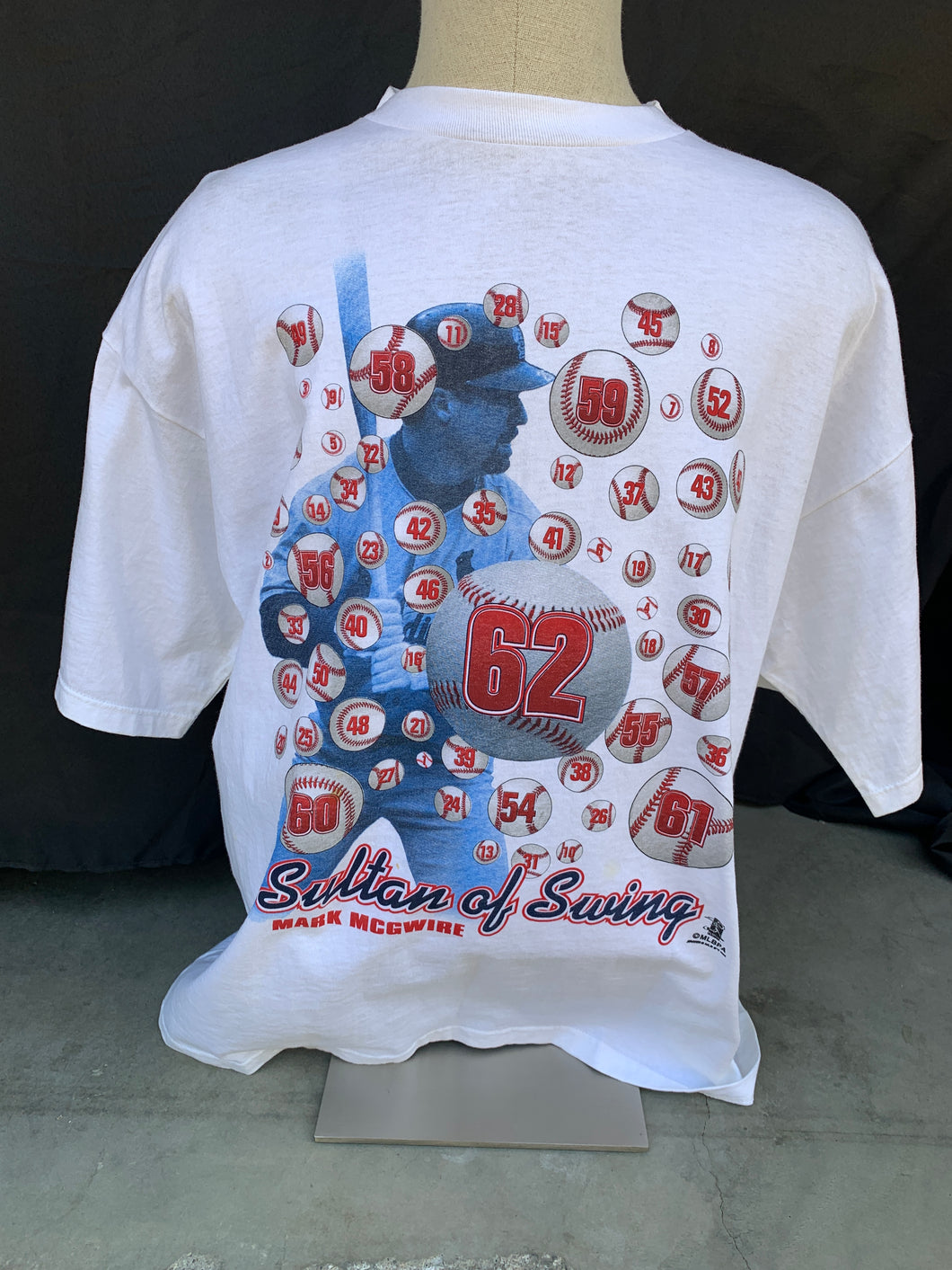 Mark McGwire Sultan of Swing tee size XL!
