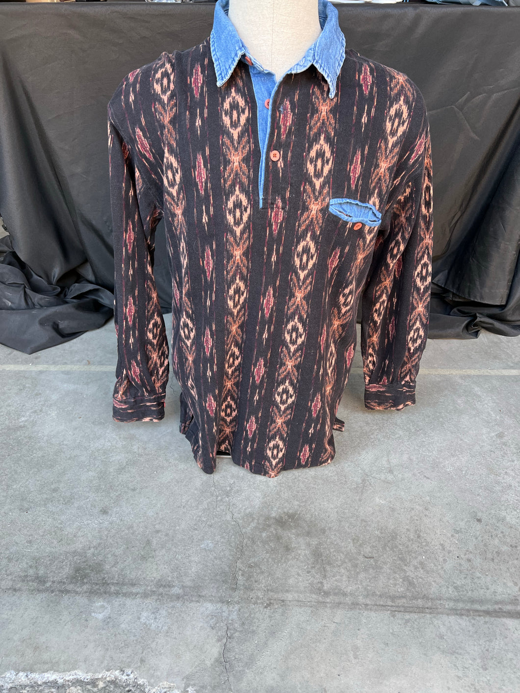 Wrangler Long Sleeve Polo size Medium!