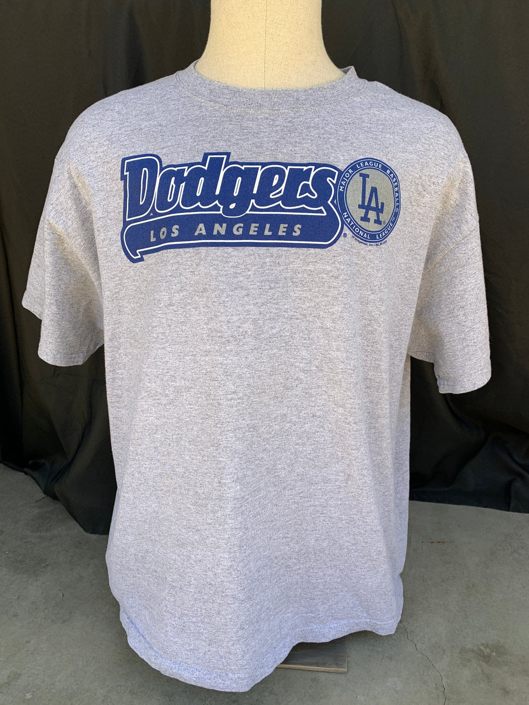 Los Angeles Dodgers tee size XL!