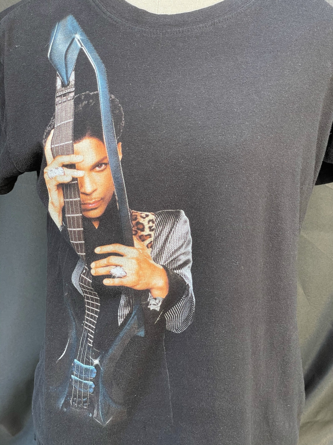 Prince Welcome 2 America Tour tee size Women’s XL!