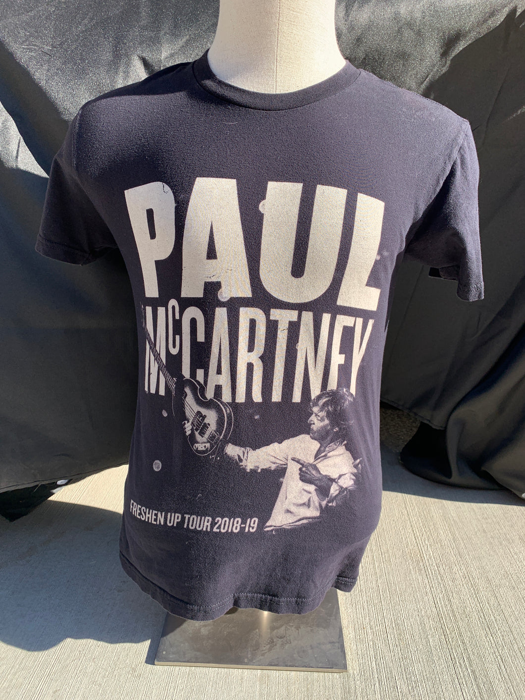 Paul McCartney Freshen Up Tour 2018-2019 tee size Small!