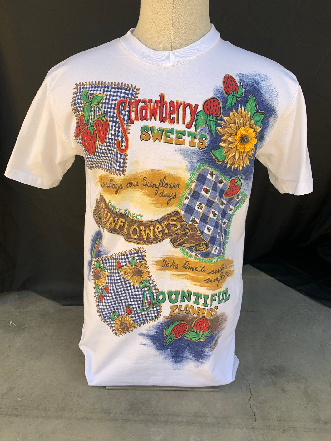 Strawberry Sweets Knitted tee! (Fits like Large)