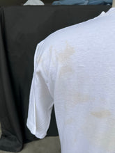 Load image into Gallery viewer, Cleveland Browns Snoopy tee size Large!
