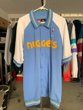 Load image into Gallery viewer, Nuggets Warm Up Jersey size Large!
